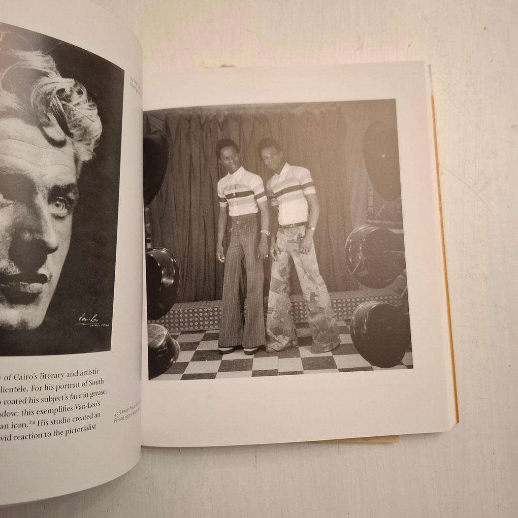 Photography and Africa (Reaktion Books - Exposures)  Erin Haney