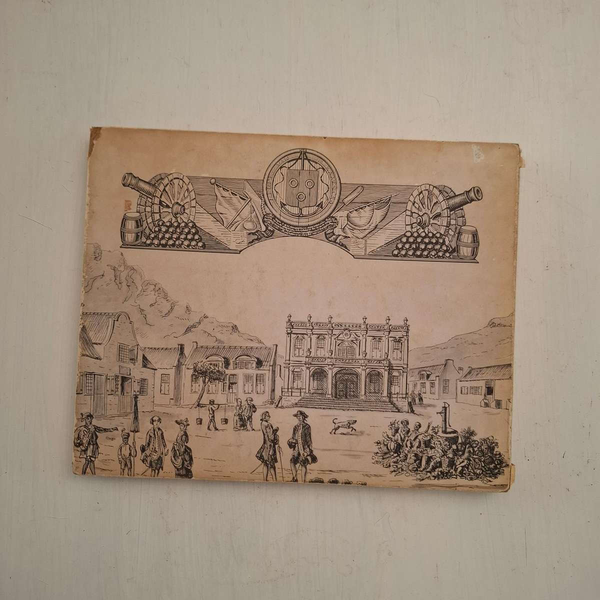 The Old Town House: Its Place in the History of Cape Town / Die Burger Raad-en Waghuis: Sy Plek in d