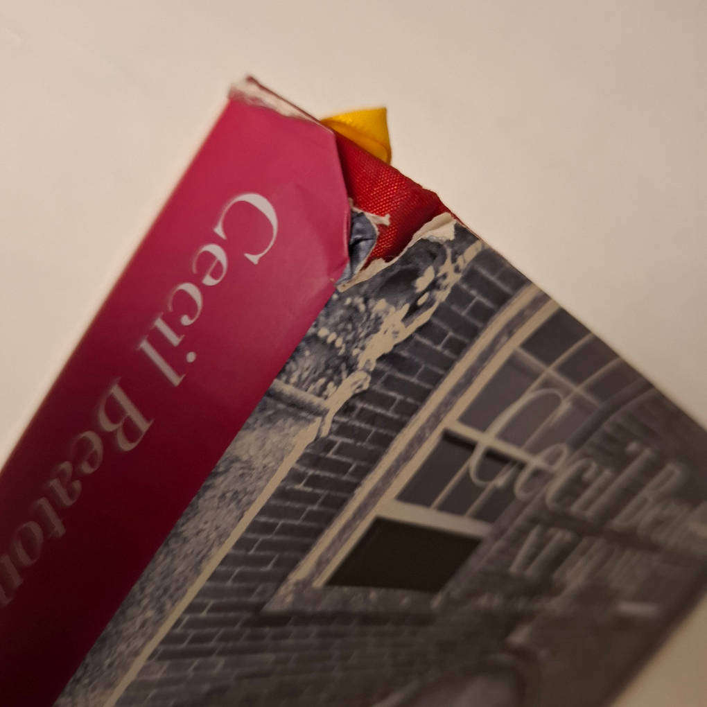 Cecil Beaton at Home: An Interior Life (Andrew Ginger)