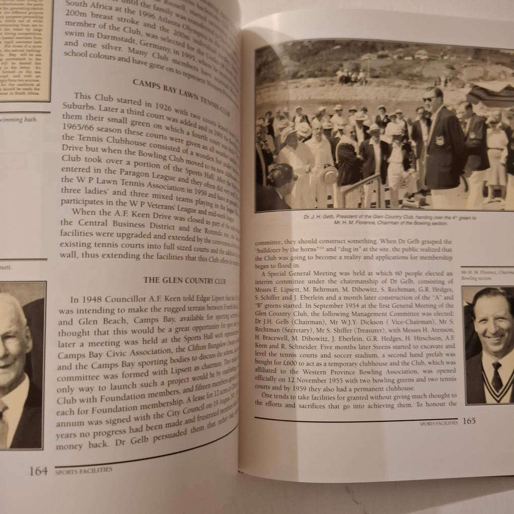 Camps Bay: An Illustrated History - Gwynne Schrire in association with Hillel Turok