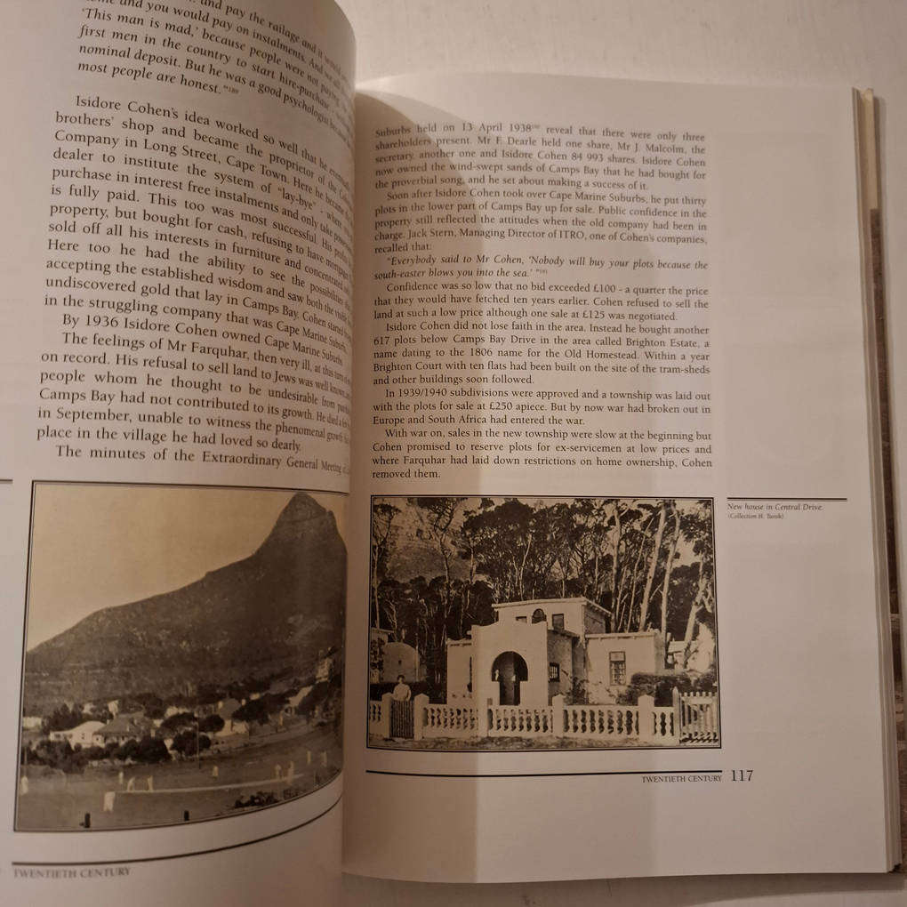 Camps Bay: An Illustrated History - Gwynne Schrire in association with Hillel Turok