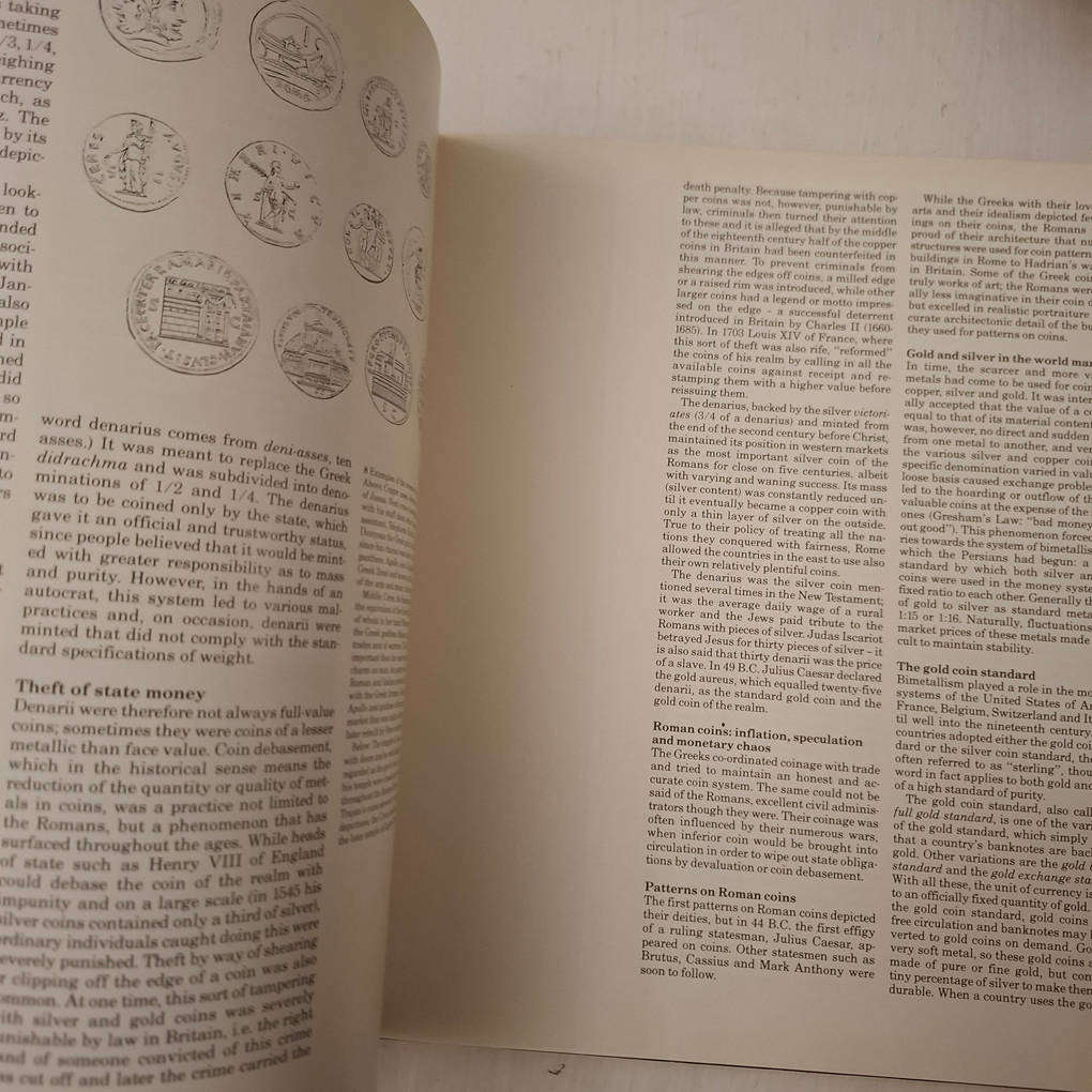 Money in South Africa (C L Engelbrecht)