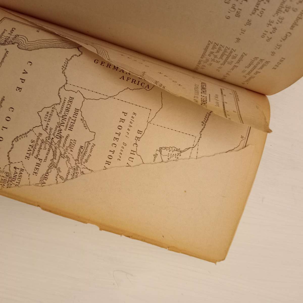 CLEARANCE! Matabele Thompson, His autobiography and story of Rhodesia - Nancy Rouillard