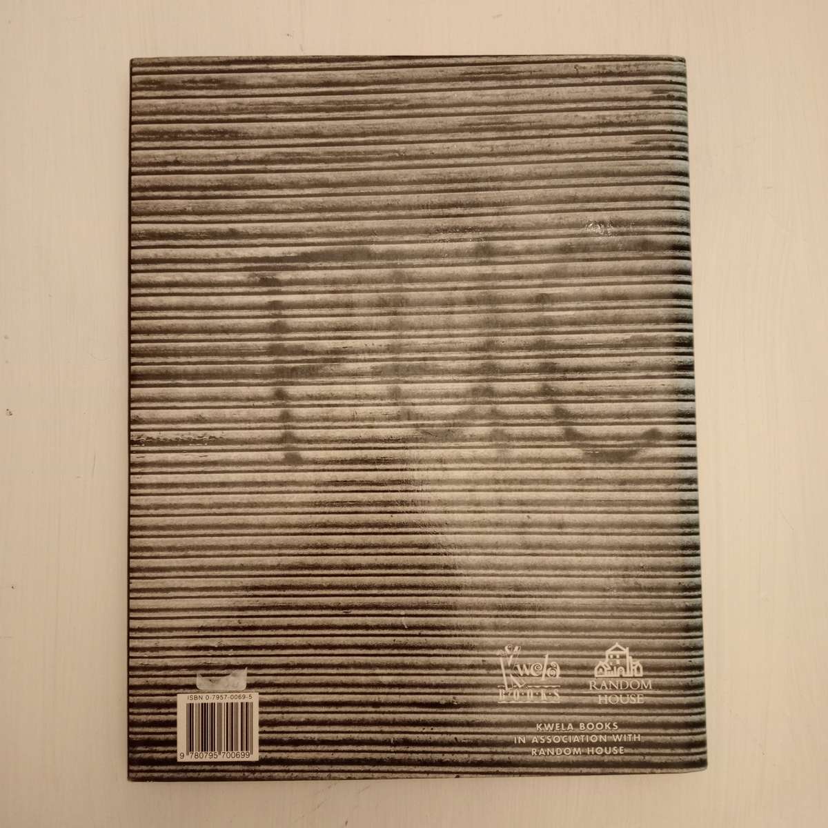 The Invisible Line: The Life and Photography of Ken Oosterbroek 1962-1994