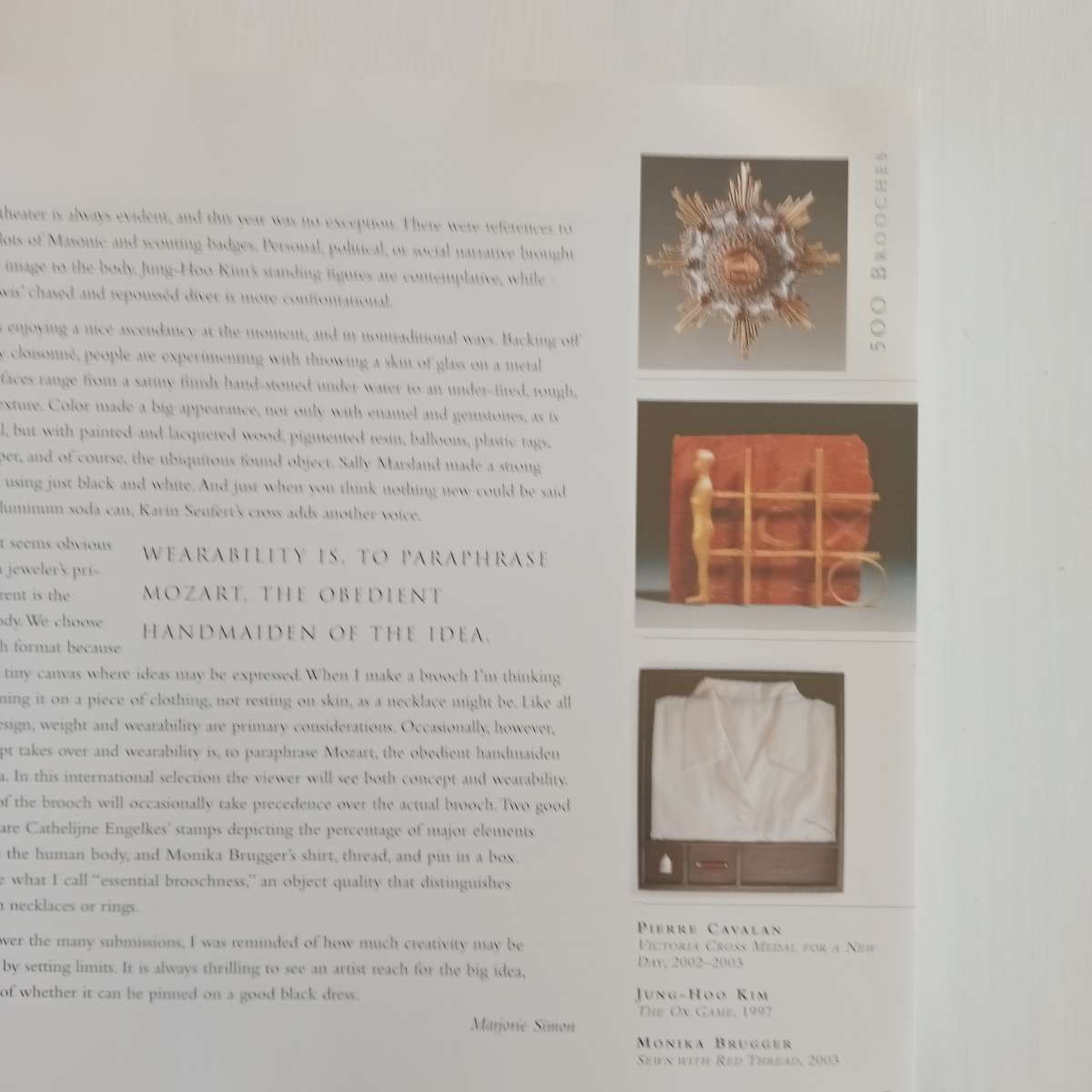 500 Brooches: Inspiring Adornments for the Body [A Lark Jewelry Book]