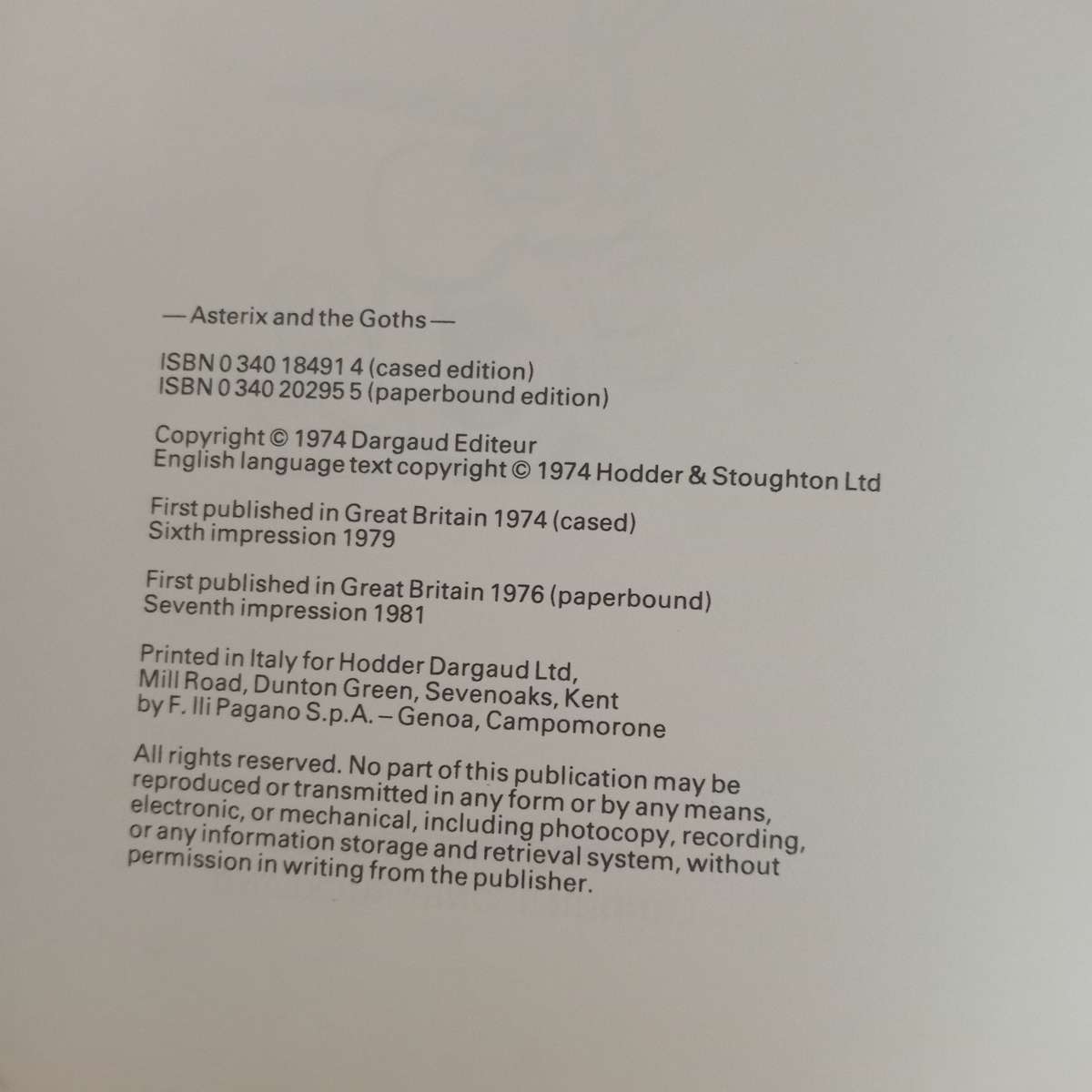 3 X Asterix books (bid is for all)