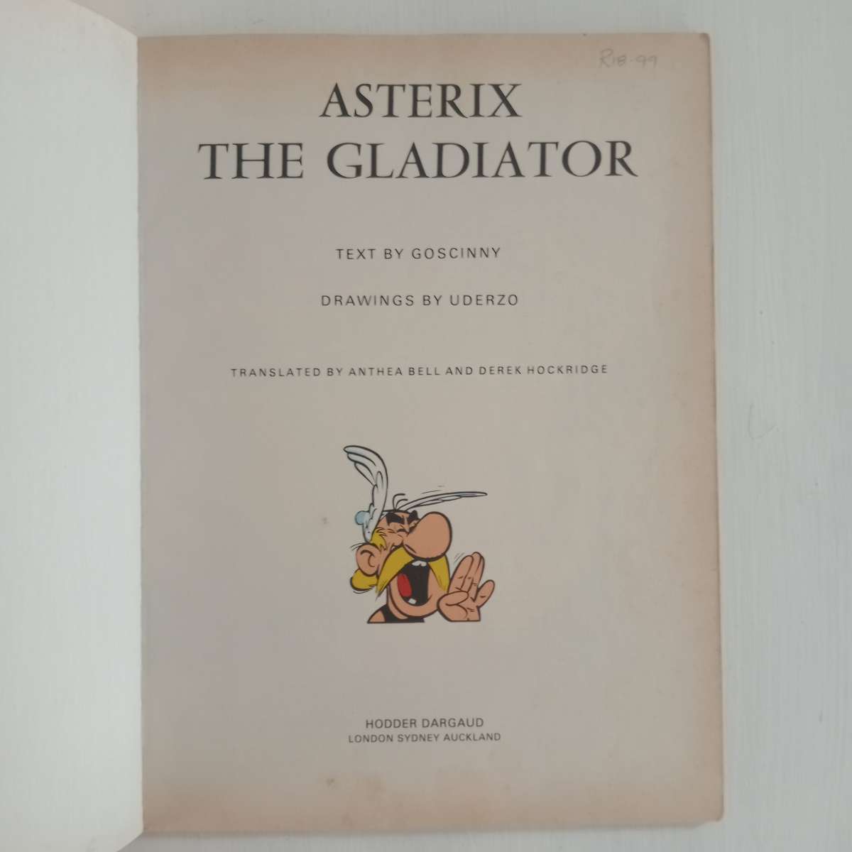 3 X Asterix books (bid is for all)