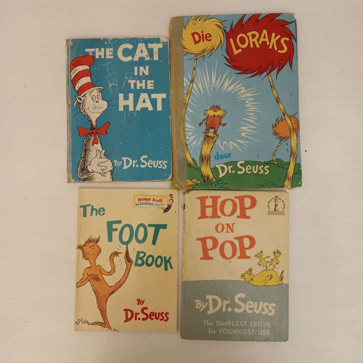 4 X Dr Seuss books (bid for all)