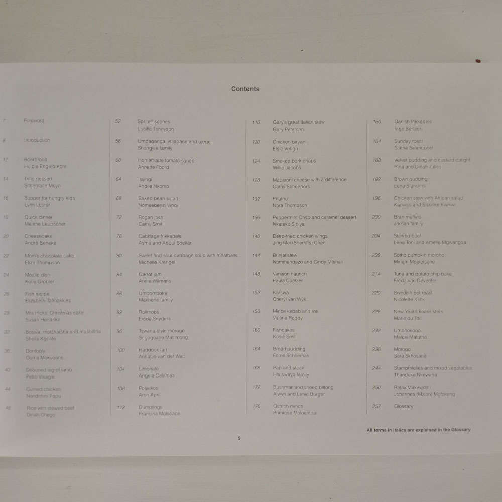 African Salad: A Portrait of South Africans at Home (Engelbrecht, Stan, de Beer, Tamsen)