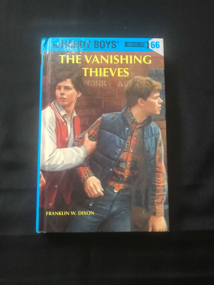 The Hardy Boys. The Vanishing Thieves. Franklin W. Dixon.