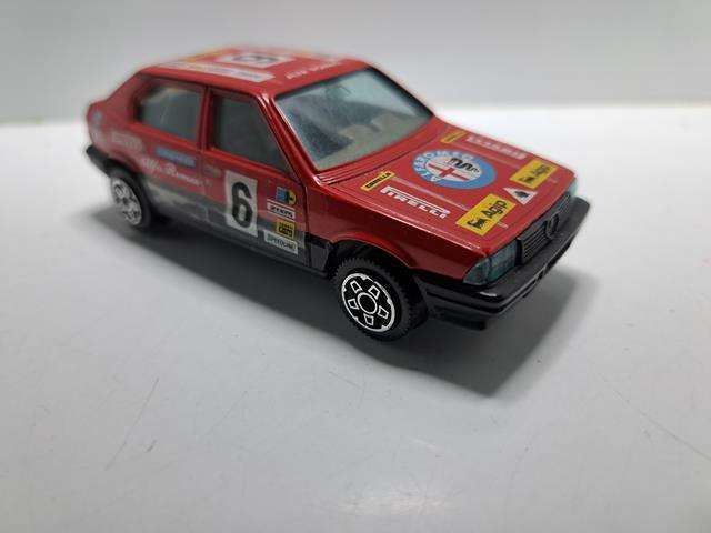 1:43 ALFA ROMEO 33