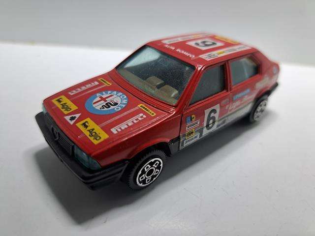 1:43 ALFA ROMEO 33