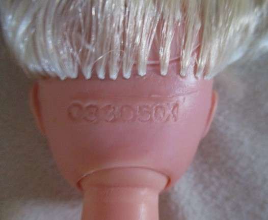 A vintage 1975/76 Sindy doll in cute vintage original? outfit