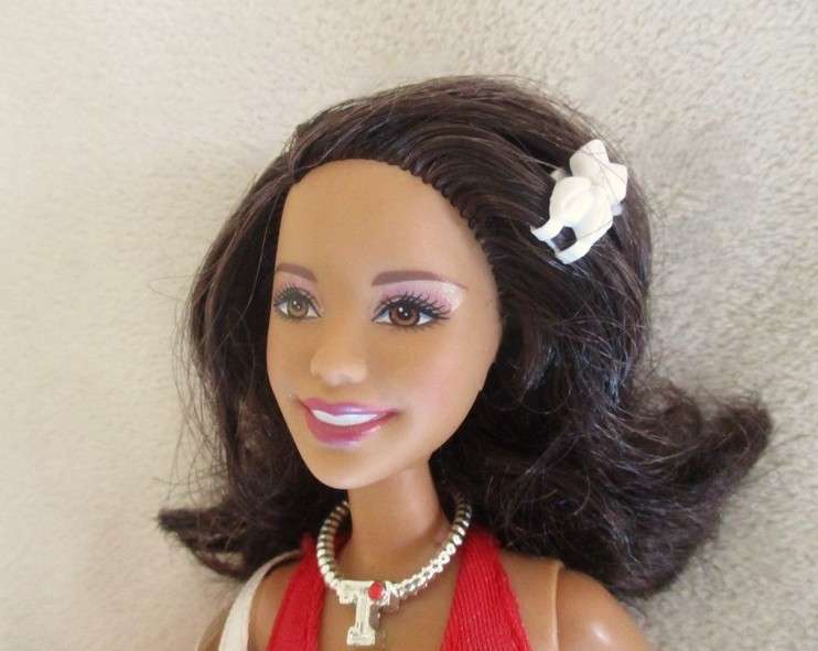 Rare!  Barbie's Teen Friend - Mattel High School Musical Gabriella - original outfit -   Knees bend