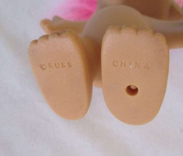 Cute collectable Russ troll in original outfit