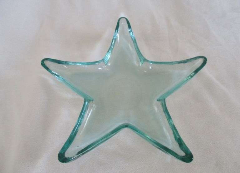 Lovely thick, tinted glass star fish-shaped dish