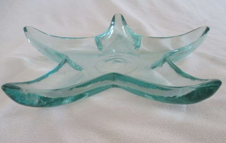Lovely thick, tinted glass star fish-shaped dish