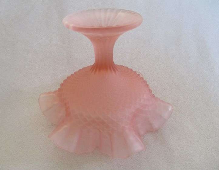 For HenLub9530 only - Exquisite vintage/antique frosted pink satin glass bon bon pedestal dish