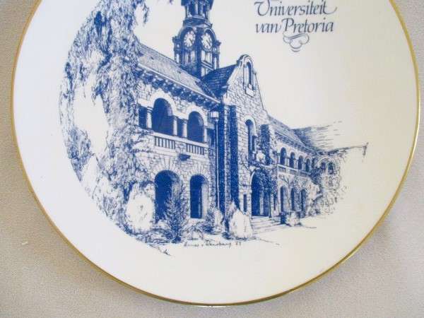 Vintage 1983 Royal Doulton plate commemorating 75th anniversary of Pretoria University