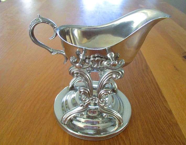 Elegant antique Victorian/Edwardian silver plated sauciere for hot chocolate, gravies & other sauces