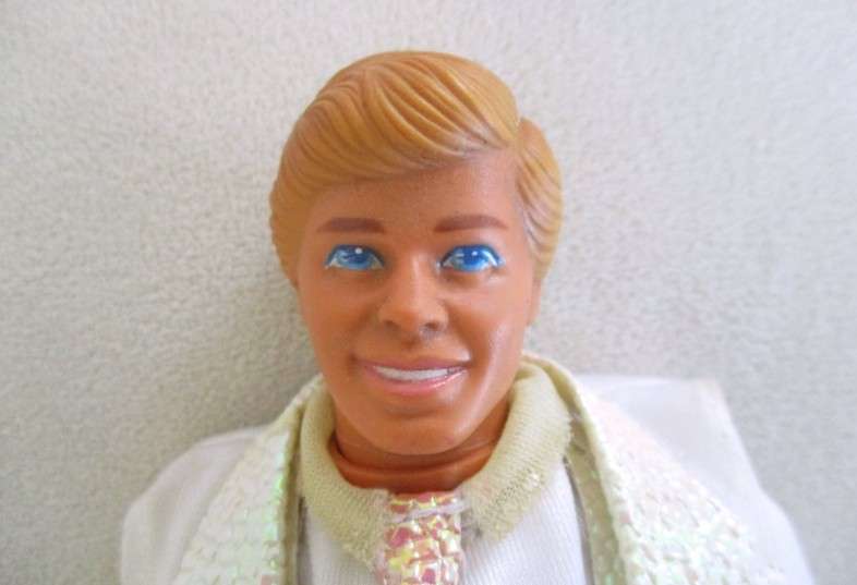 Barbie - Vintage 1989 Dance Magic Ken in original outfit - knees bend