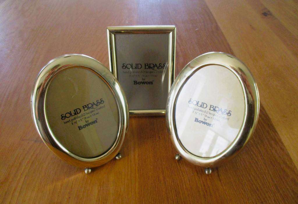 Three vintage Bowan solid brass photo frames in great unused condition