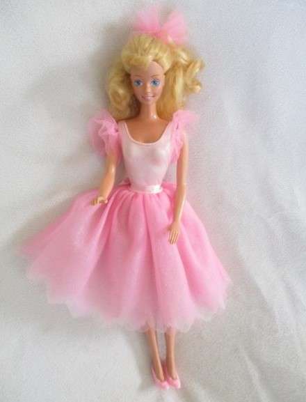 Rare find! Vintage 1986 Mattel "My first Barbie Ballerina" doll in original outfit (except shoes)