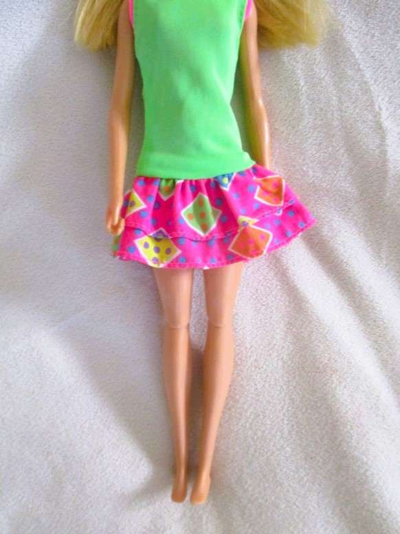 A pretty Mattel Barbie doll  with articulated knees