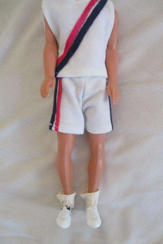 Barbie - Rare vintage Ken made in Hong Kong - knees bend - needs TLC