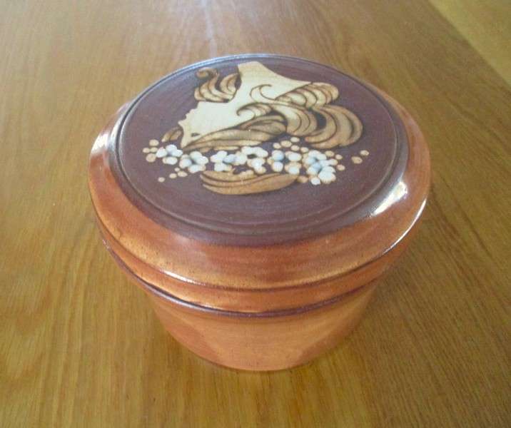 Vintage 1960`s South African Liebermann pottery dish with lid.