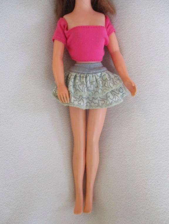 A vintage 1980's Sindy doll - redhead