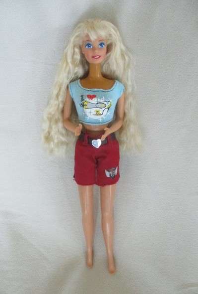Vintage Mattel Barbie with long crimped hair - knees bend