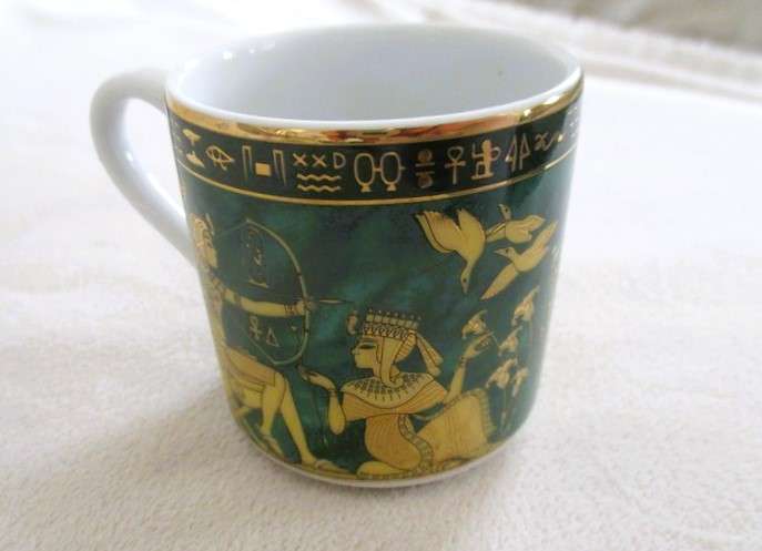 Really stunning Fathi Mahmoud, Egypt Limoges turkish coffee/expresso set of six cups and saucers