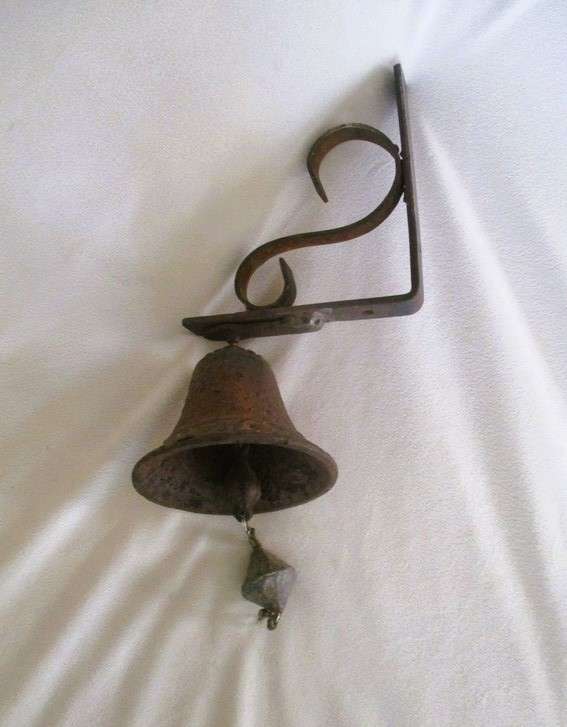Entrance character - antique heavy cast iron door/garden gate bell