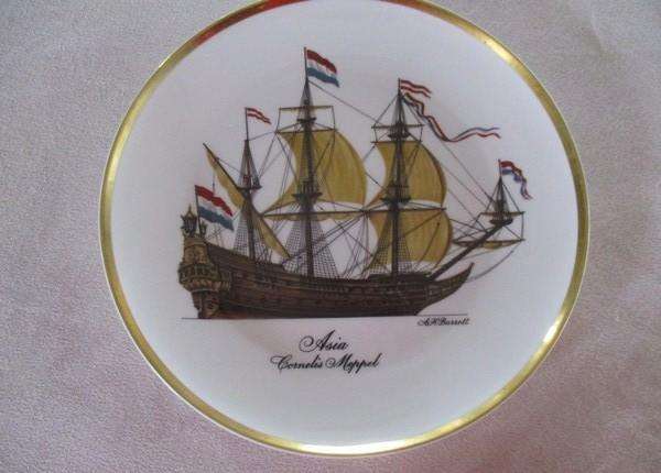 Tall ships - seven limited edition Huguenot Royal Heritage plates