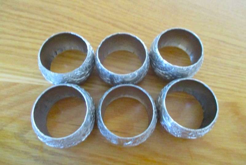 A  set of six vintage, very decorative etched silver metal serviette rings