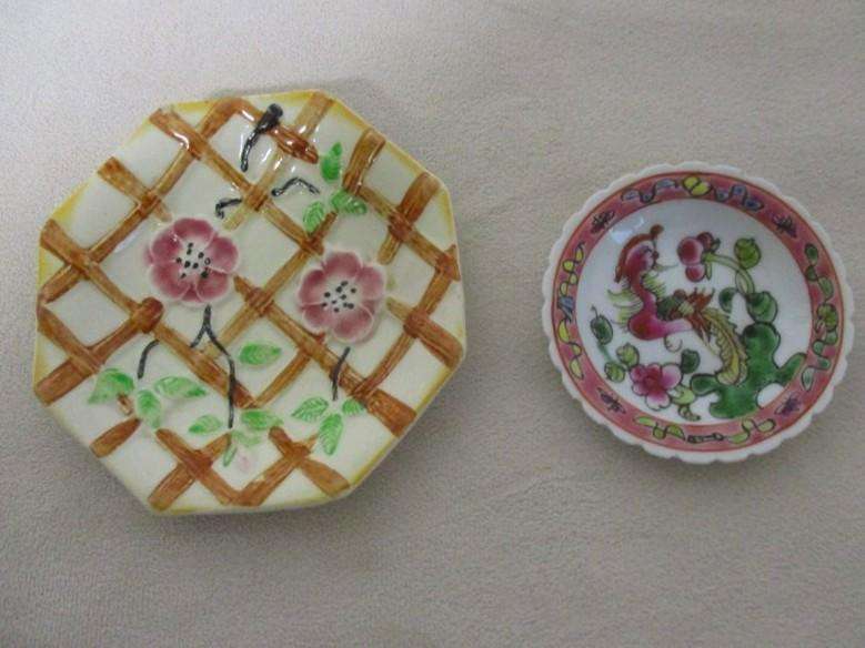 Batch of seven collectable pin dishes and saucers incl. Royal Albert, Foley, Imari, Paragon etc.