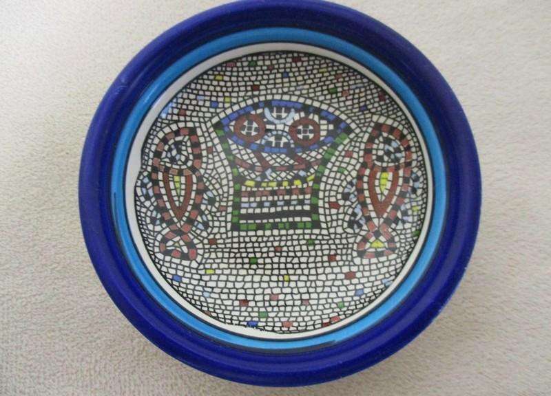 Batch of seven collectable pin dishes and saucers incl. Royal Albert, Foley, Imari, Paragon etc.