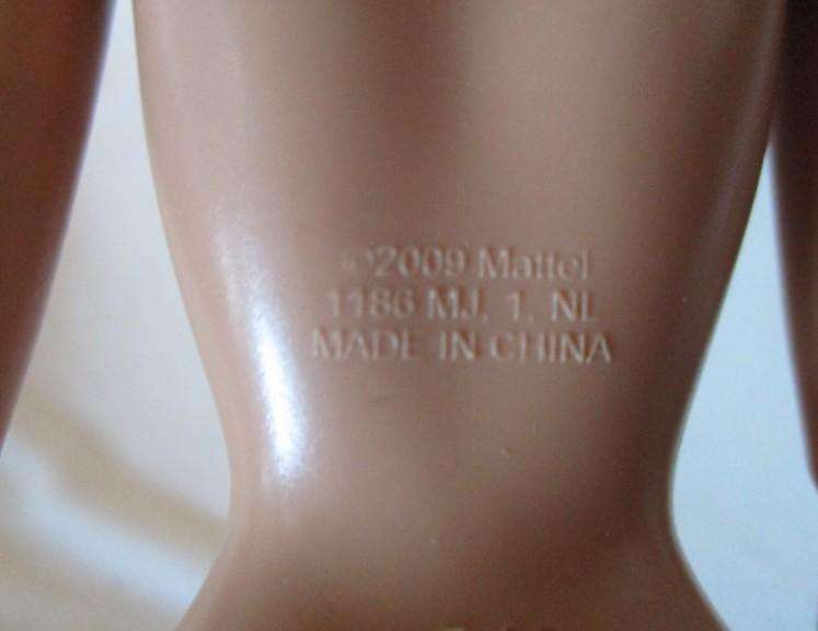 Fully articulated Mattel Barbie doll - great condition with firm joints