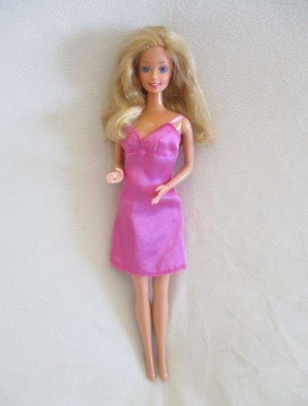 A Vintage 1970's/80's Mattel Barbie doll with knees that bend (made in Taiwan)
