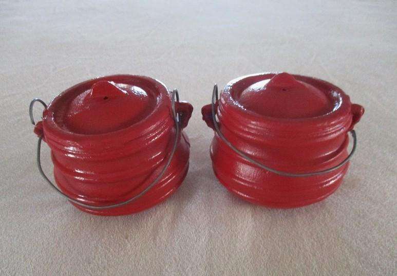 For your braai or "potjiekos" evening - two festive cast iron salt and pepper "potjies"