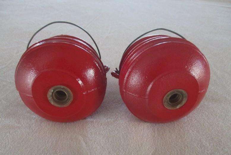 For your braai or "potjiekos" evening - two festive cast iron salt and pepper "potjies"