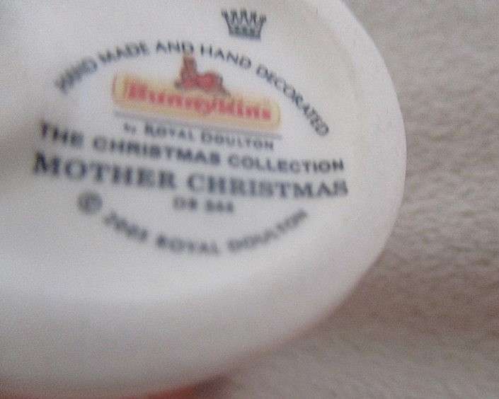 Royal Doulton Bunnykins Christmas Collection - perfect in box - Not your average Xmas ornaments!