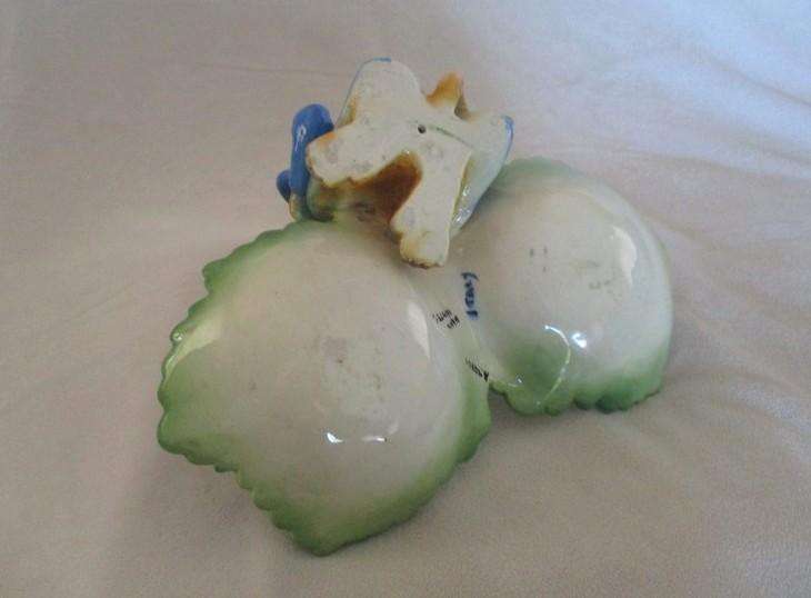 Whimsical vintage Italian highly glazed Majolica candy/nut dish (ignore light reflections on glaze)