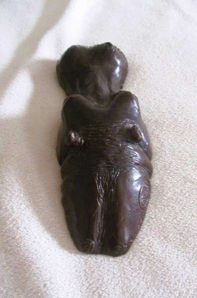 Collectable Donald Greig original bronze sculpture - Hippo head paper weight - signed