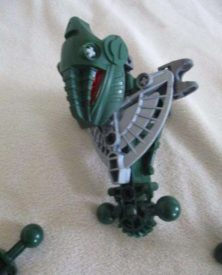 Two sets 2004 Lego Bionicle in original containers - Matau and Nuju