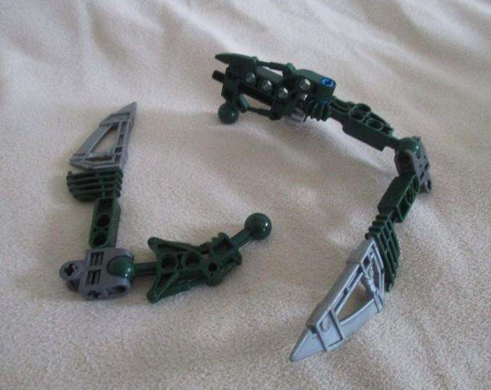 Two sets 2004 Lego Bionicle in original containers - Matau and Nuju