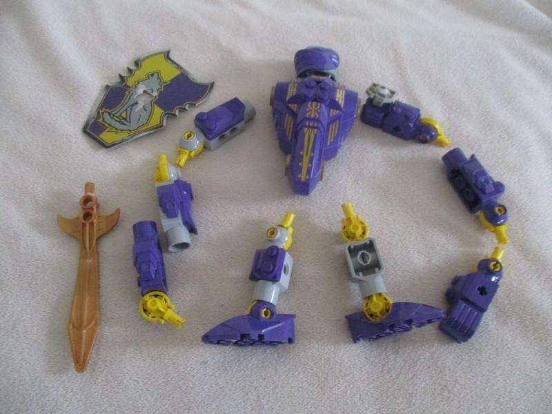 Two sets 2003 Lego Knights Kingdom in original containers - Danju and Jayko