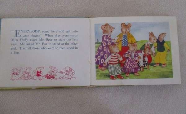 A big batch of fifteen miniature books for the collector