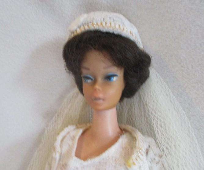 Wow!! Rare vintage 1964 Mattel Barbie Bubble Cut Midge doll in wedding dress